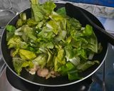Foto langkah ke 7 dari resep Cah samhong bakso.
