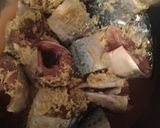 A picture of step 2 of Deep-fried tuna.