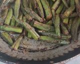 भरवां भिंडी (bharwa bhindi recipe in Hindi) रेसिपी चरण 2 फोटो