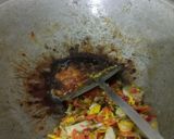 Foto langkah ke 3 dari resep Nasi Goreng Pelangi.
