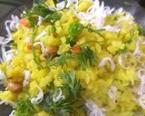 A picture of step 4 of Vegetable poha.