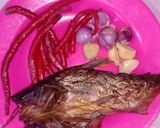 Foto langkah ke 2 dari resep Gulai pare + ikan salai.