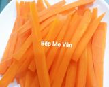 Hình bước làm 2 của món Phở Cuốn Thịt Heo