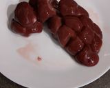 Une image de l'étape 1 de Rognons de veau panés et sa sauce à la moutarde.