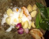Foto langkah ke 2 dari resep Pindang labu bumbu kuning.