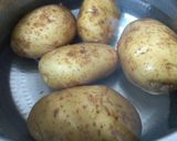 A picture of step 1 of Aloo Chokha !!.