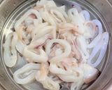 Foto langkah ke 1 dari resep Cumi Asam Manis Terung Asam (Rimbang/Terung Dayak).