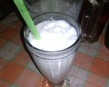 Foto langkah ke 3 dari resep Coconut Milkshake 🍹.