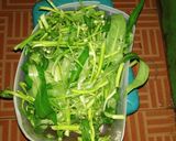 Foto langkah ke 2 dari resep Tumis kangkung sederhana.