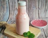 Foto langkah ke 5 dari resep Milky Jelly Strawberry.