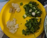 Foto langkah ke 1 dari resep Sup Ayam Hainan.