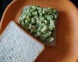 A picture of step 3 of Quick Thai paneer sandwich with salad.