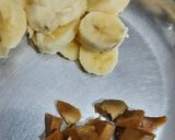 બનાના મિલ્ક શેક (Banana Milk Shake Recipe In Gujarati) રેસીપી સ્ટેપ1ફોટો