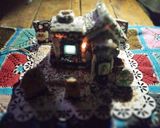 Foto del paso 7 de la receta: Mi casita de jengibre, chocolate y glasé!!🏠🎄🎄🎇