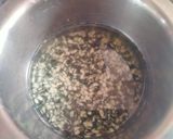 A picture of step 1 of Sagpaita- Bathua saag with chilka urad dal.