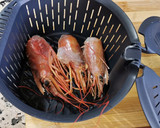 Foto del paso 2 de la receta: Crema de rape, gambas y almejas Thermomix