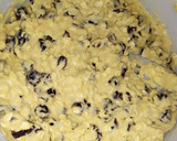 Foto del paso 4 de la receta: Galletas de avena con pasas 💜