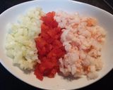 Foto del paso 5 de la receta Milhoja de aguacate y gambas