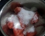 A picture of step 3 of Water Melon Shake.