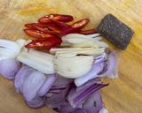 Foto langkah ke 2 dari resep Ca Kangkung Terasi.