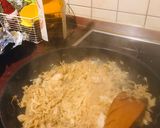 Fehérboros dinsztelt savanyú káposzta recept fázis 2 fotója