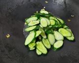 蒜炒小黃瓜的食譜步驟2照片