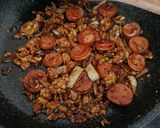 Foto langkah ke 3 dari resep Sosis Telur Ala Anak Kost.