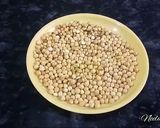 A picture of step 1 of Roasted chana peda.