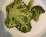 Foto del paso 1 de la receta: Salmón con puré de brócoli 🥦
