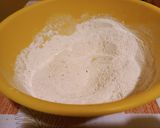 Foto del passaggio 1 della ricetta Ciambella salata al cucchiaio Mediterranea