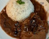Foto del paso 5 de la receta: Bondiola de cerdo en bifes con salsa de champignones y vino tinto