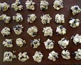 A picture of step 10 of Easy Oatmeal biscuits.