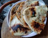 A picture of step 10 of Aloo kulcha with chhole.