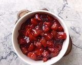 Foto langkah ke 6 dari resep Cinnamon Red Pear Filling.