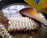 कुरकुरे मैगी मोमोस (kurkure maggi momos recipe in Hindi) रेसिपी चरण 2 फोटो