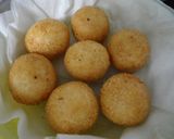 Hình bước làm 4 của món Bánh rán Hà nội
