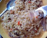 A picture of step 3 of Indomie with sardine.