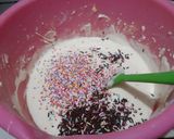 Foto langkah ke 7 dari resep Sprinkle White Cake (steamed/kukus).