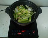 รูปขั้นตอนการทำที่ 1 ของ ซุปต้มไก่