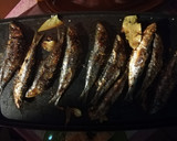 Foto del paso 4 de la receta: Sardinas de Huelva asadas con laurel 🌿🐟🍃