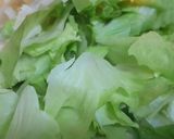 A picture of step 1 of Banh Uot with Chicken and Offal.