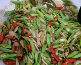 Foto langkah ke 5 dari resep Oseng buncis teri jengki.