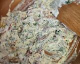 A picture of step 2 of Creamy smoked salmon pasta.