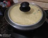 A picture of step 3 of Spinach corn khaman dhokla.