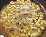 Foto del paso 6 de la receta: Habas con huevo poché