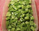 Foto del paso 1 de la receta: Patata pera y judías verdes cocidas, con ali oli de tomates secos
