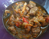 Foto del paso 4 de la receta: Carne de ternera guisada (en olla de cocción lenta)