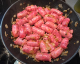 Foto del paso 4 de la receta: Salchichas al vino