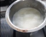 A picture of step 2 of Rava kesari.