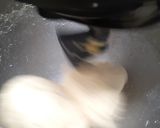 Foto langkah ke 2 dari resep ROTI Kurma Almond.